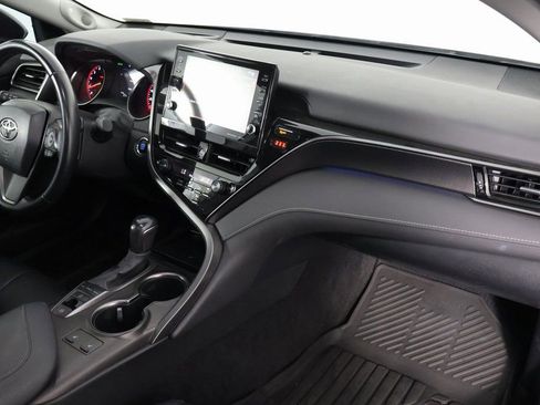 Used 2022 Toyota Camry XSE w/ Carpet Mat Package (TMS) FWD image 7