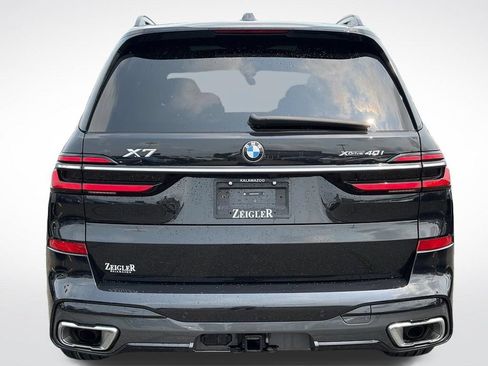 Used 2026 BMW X7 xDrive40i w/ M Sport Package AWD/4WD image 7