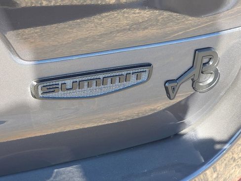 Used 2023 Jeep Grand Cherokee L Summit AWD/4WD image 18