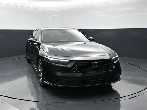 Used 2024 Honda Accord EX image 5