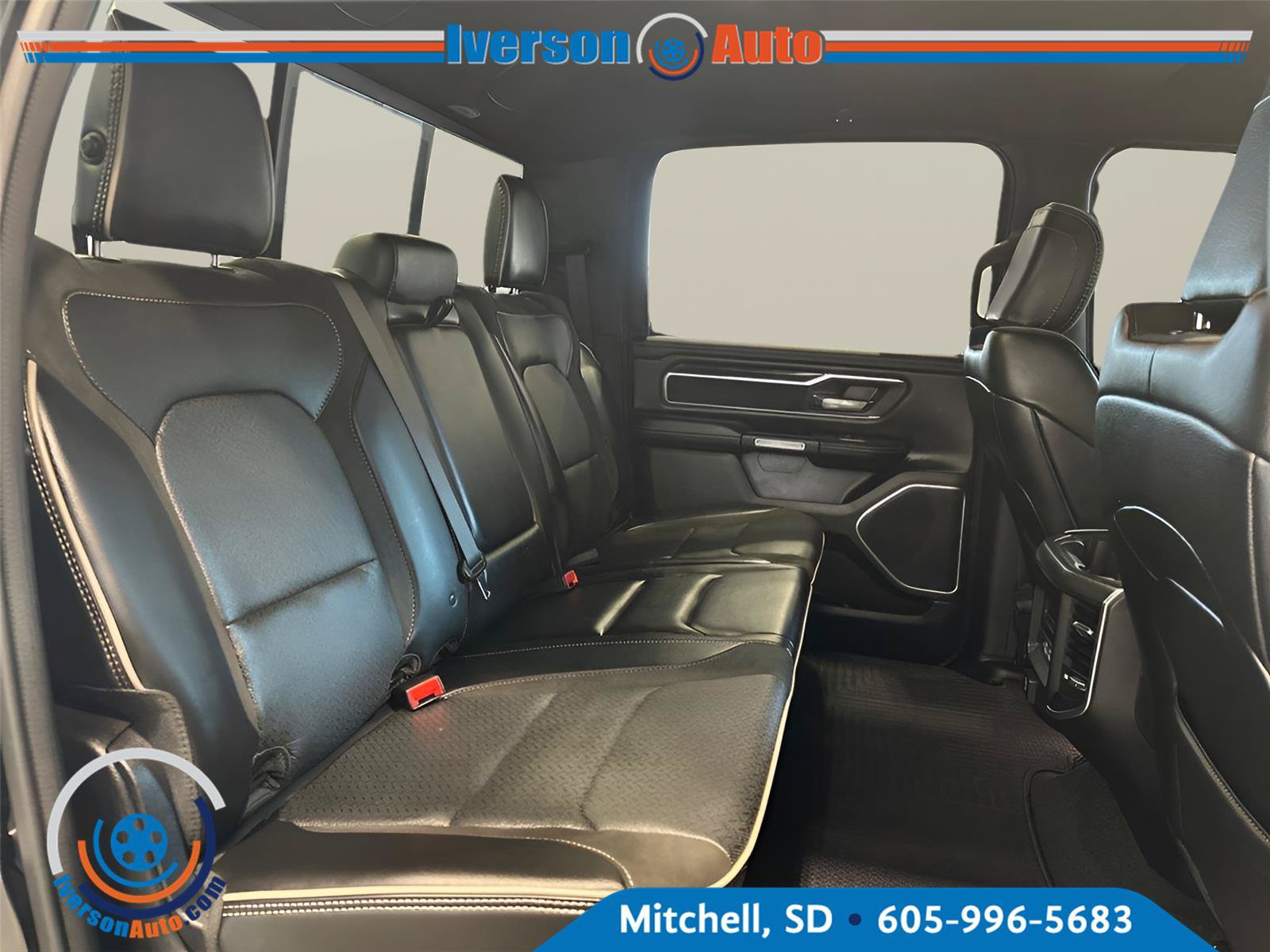 Used 2023 RAM 1500 Laramie AWD/4WD image 31