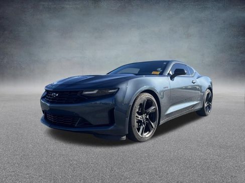 Used 2020 Chevrolet Camaro LT RWD image 2