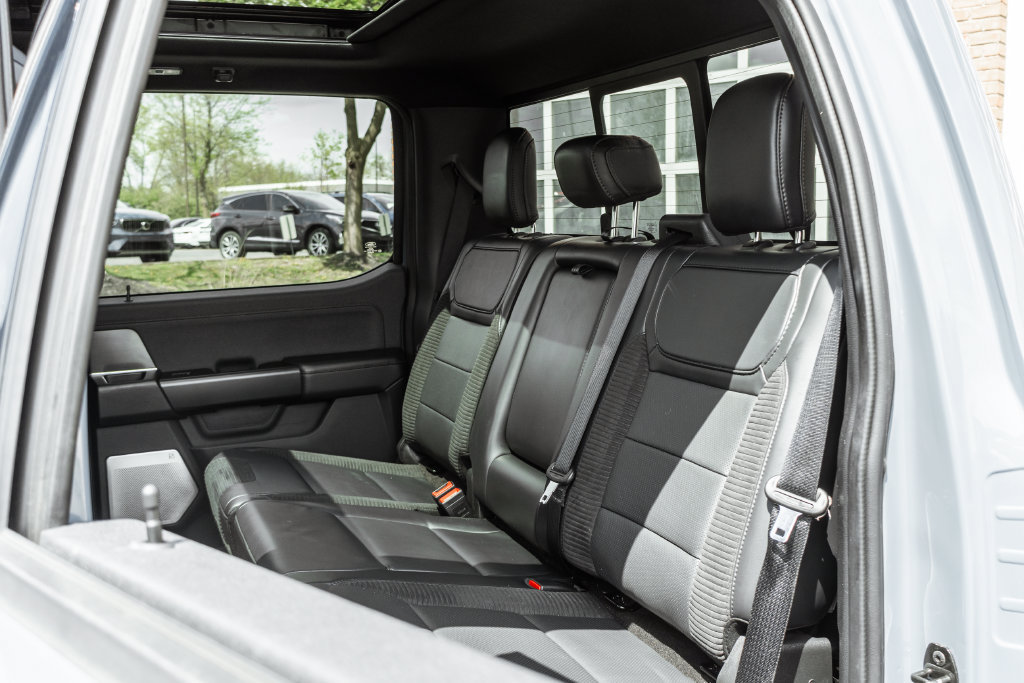Used 2023 Ford F150 Raptor w/ Raptor 37 Performance Package AWD/4WD image 32