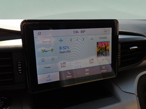 Used 2021 Ford Explorer XLT w/ Class III Trailer Tow Package image 23