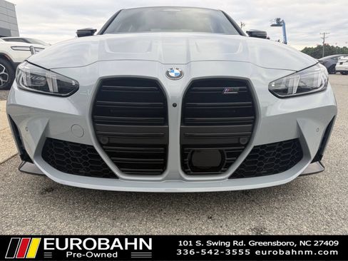 Used 2025 BMW M3 Competition AWD/4WD image 9