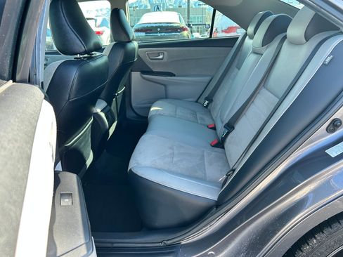 Used 2015 Toyota Camry XSE w/ Moonroof Package image 22