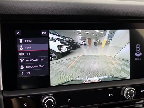 Certified 2026 Porsche Macan AWD/4WD image 28