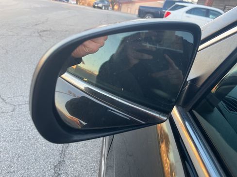 Used 2019 Jeep Cherokee Latitude w/ Popular Appearance Group image 15