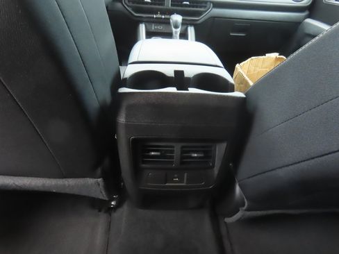 Used 2024 Chevrolet Colorado LT w/ LT Convenience Package RWD image 21