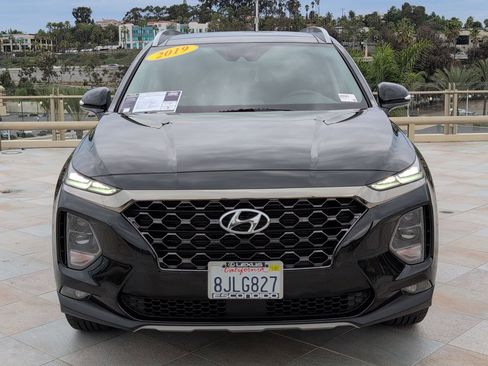 Used 2019 Hyundai Santa Fe Limited image 2