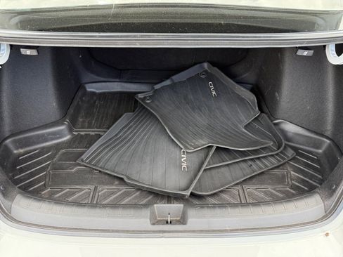 Used 2025 Honda Civic Sport image 17