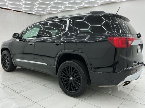 Used 2018 GMC Acadia Denali w/ Technology Package AWD/4WD image 14