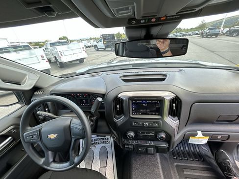 New 2026 Chevrolet Silverado 1500 W/T w/ WT Value Package image 18