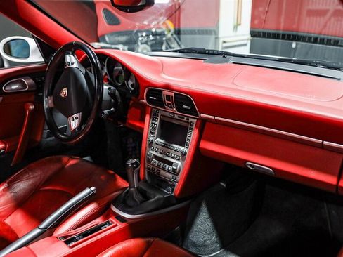 Used 2006 Porsche 911 Carrera S RWD image 17