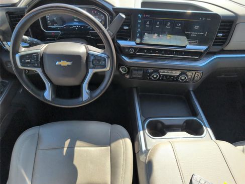 Used 2024 Chevrolet Silverado 2500 LTZ w/ LTZ Premium Package image 21