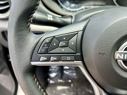 Used 2025 Nissan Versa SR w/ Trunk Package FWD image 26