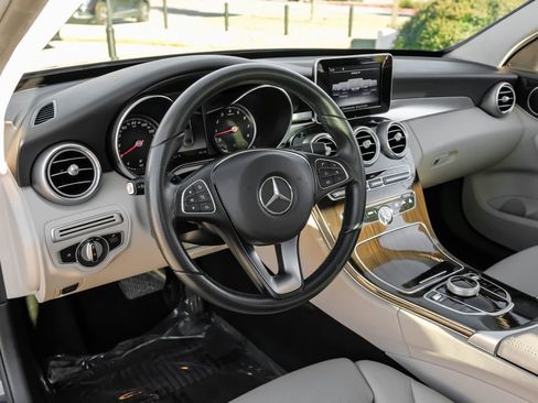 Used 2018 Mercedes-Benz C 300 Sedan image 13