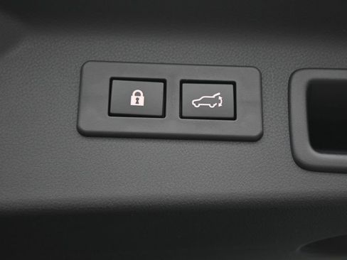 Used 2025 Subaru Forester Touring AWD/4WD image 27