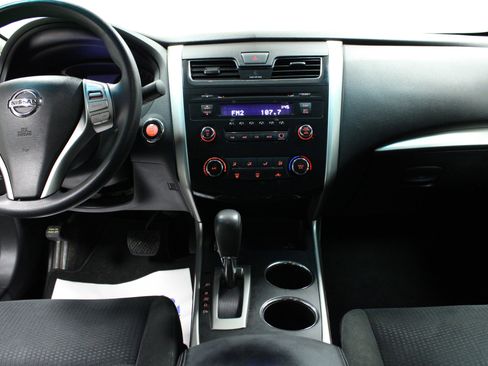 Used 2015 Nissan Altima 2.5 S w/ Power Driver Seat Package image 17