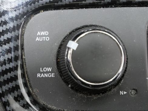 Used 2017 Dodge Durango R/T w/ Technology Group AWD/4WD image 22