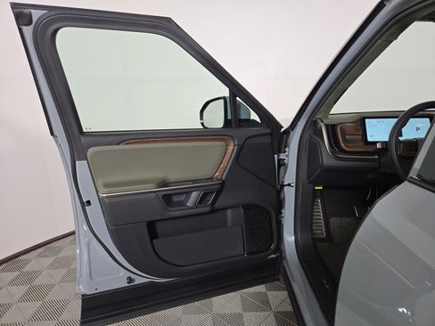 Used 2024 Rivian R1S Adventure Quad AWD/4WD image 16