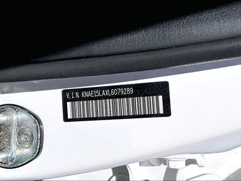 Used 2020 Kia Stinger GT-Line RWD image 35