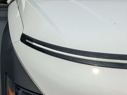 Used 2025 Hyundai Kona SEL AWD/4WD image 12