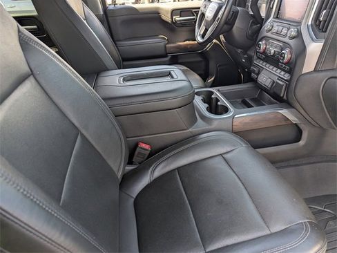 Used 2020 GMC Sierra 1500 SLT image 11