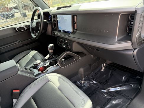 Used 2024 Ford Bronco Big Bend AWD/4WD image 23