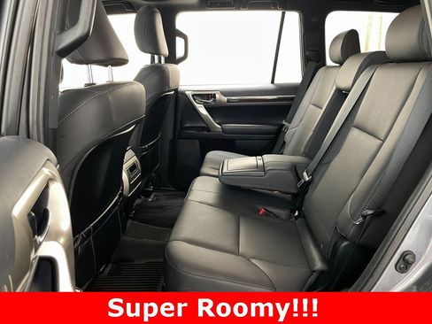 Used 2021 Lexus GX 460 Premium image 16