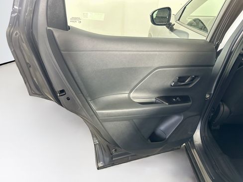 Used 2025 Nissan Kicks S AWD/4WD image 26