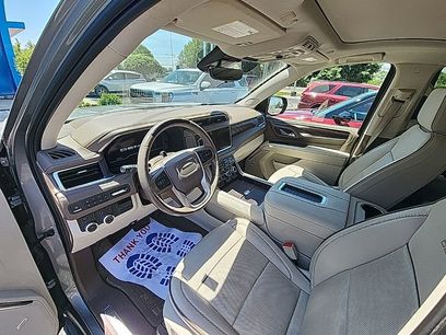 Used 2023 GMC Yukon Denali w/ Advanced Technology Package