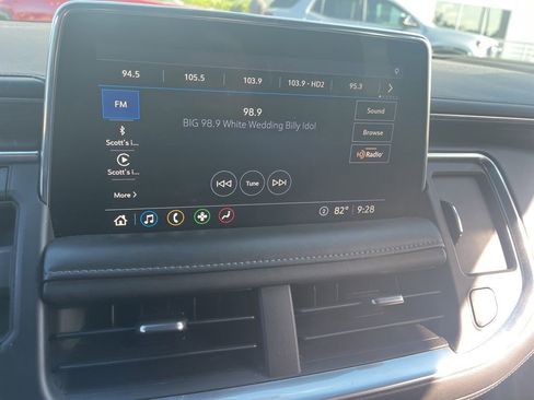 Used 2021 Chevrolet Tahoe LT RWD image 16