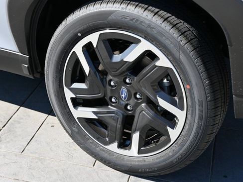 New 2025 Subaru Forester Limited w/ Popular Package image 12