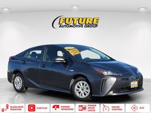 Used 2020 Toyota Prius LE FWD image 1