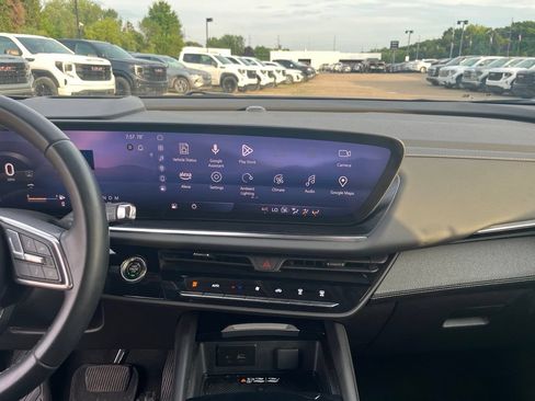 Used 2024 Buick Envision Preferred AWD/4WD image 25