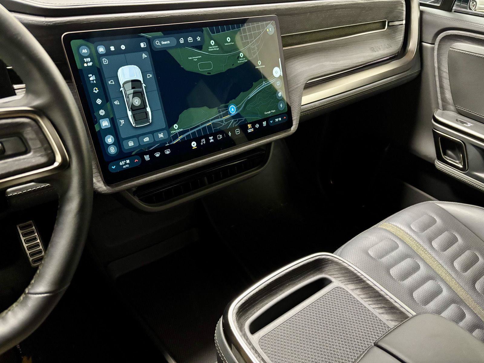 Used 2023 Rivian R1S Launch Edition Quad AWD/4WD image 35