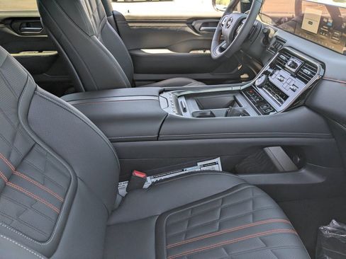 New 2026 Nissan Armada PRO-4X AWD/4WD image 28