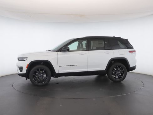New 2025 Jeep Grand Cherokee Limited image 39