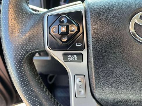 Used 2016 Toyota 4Runner SR5 AWD/4WD image 30