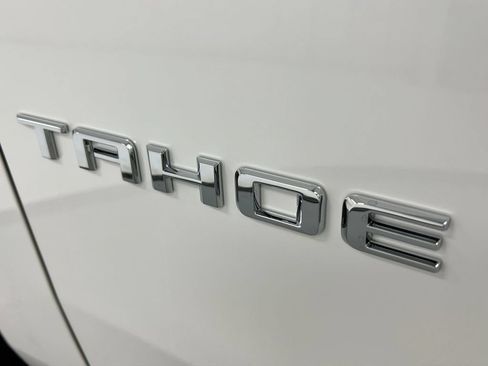 Used 2025 Chevrolet Tahoe Premier AWD/4WD image 27