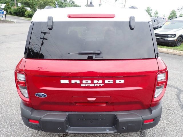 New 2025 Ford Bronco Sport Heritage w/ Convenience Package AWD/4WD image 4
