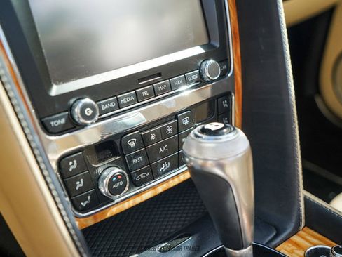 Used 2016 Bentley Continental GT image 64