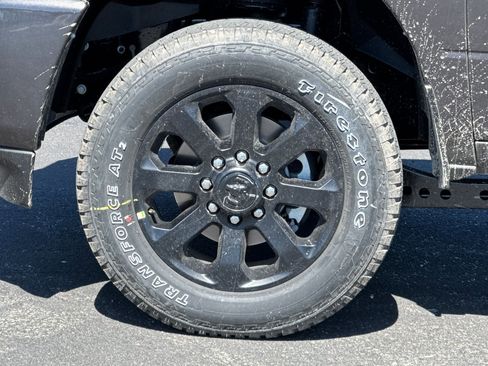 New 2026 RAM 3500 Laramie AWD/4WD image 24
