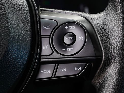 Certified 2024 Toyota RAV4 XLE w/ Convenience Package image 33