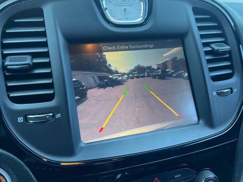 Used 2015 Chrysler 300 S RWD image 27