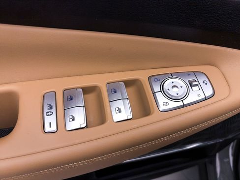 Used 2023 Hyundai Santa Fe Calligraphy image 21