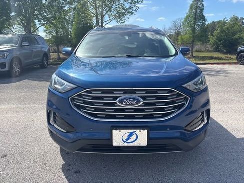 Used 2020 Ford Edge Titanium image 2