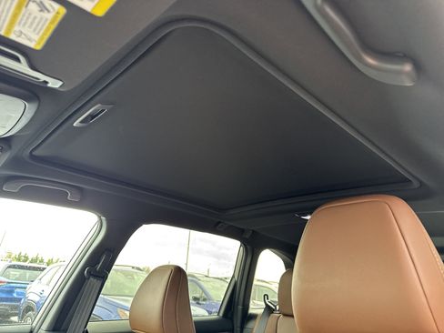 Used 2026 Subaru Forester Touring image 16