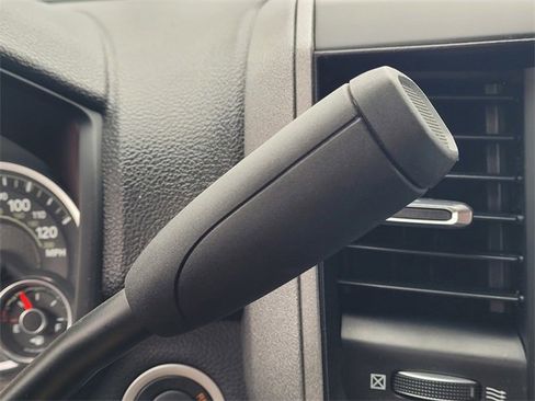 Used 2024 RAM 3500 Tradesman image 16